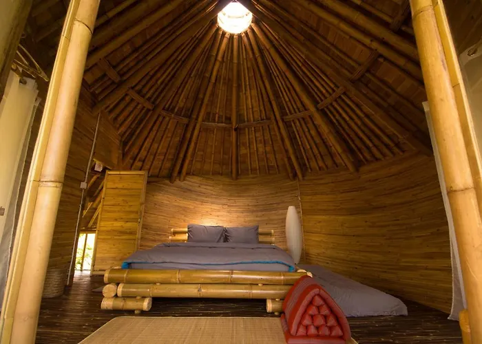 Jero Tumbuk Bamboo House * Selat