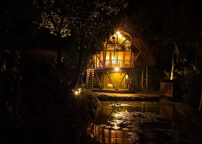 Jero Tumbuk Bamboo House * Selat